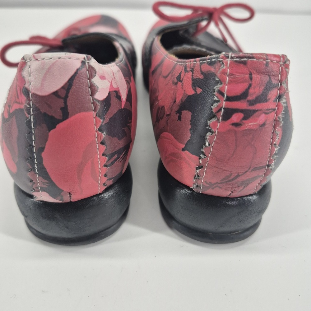John Fluevog Erika Brogued Oxford Red Black Pink Leather Size 8.5 - Picture 12 of 16